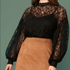 SHEIN Plus Size Shear Lave Lantern Sleeve Top